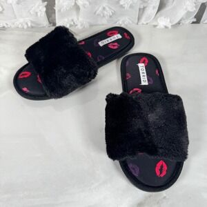 Torrid Black Lip Print Slide Slippers Faux Fur‎ Kiss Love Valentine Novelty 10WW